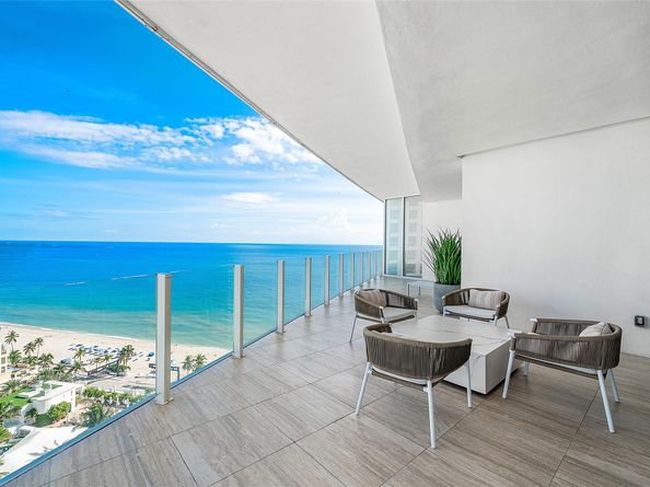 525 N Fort Lauderdale Beach Blvd 1802, Fort Lauderdale FL 33304