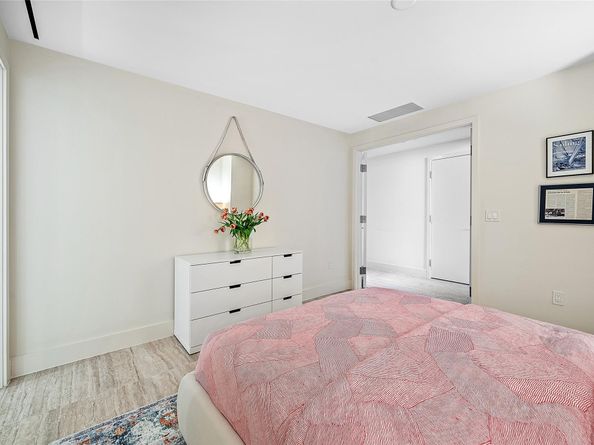 525 N Fort Lauderdale Beach Blvd 1802, Fort Lauderdale FL 33304