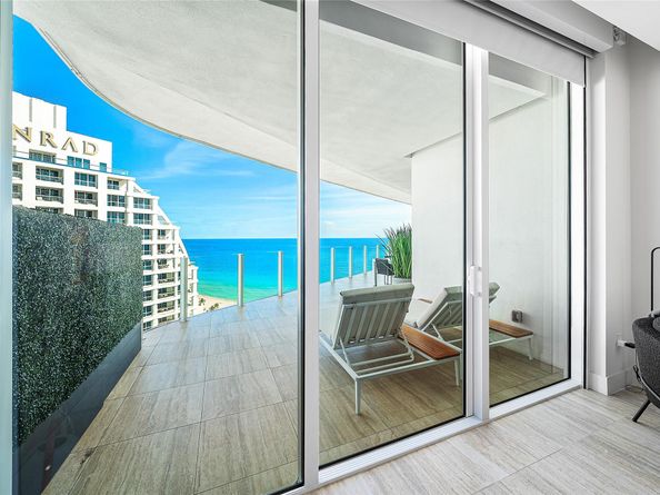 525 N Fort Lauderdale Beach Blvd 1802, Fort Lauderdale FL 33304
