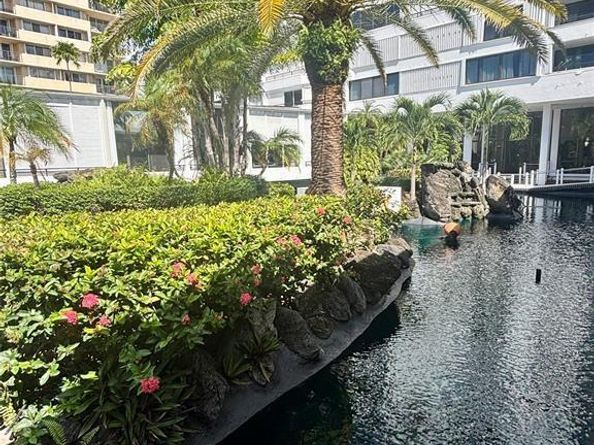 Undisclosed Address #FX-10534046, Palm Beach FL 33480