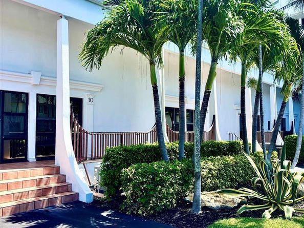 Undisclosed Address #FX-10534046, Palm Beach FL 33480