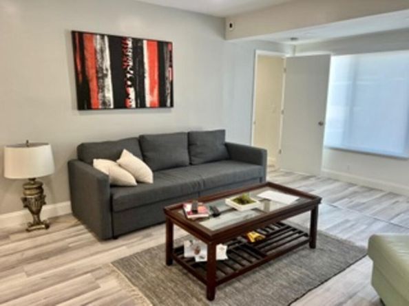 200 NE 56th Street 200, Oakland Park FL 33334