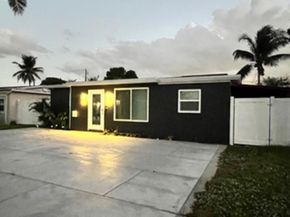 200 NE 56th Street 200, Oakland Park FL 33334