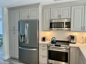 200 NE 56th Street 200, Oakland Park FL 33334