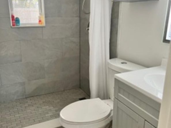 200 NE 56th Street 200, Oakland Park FL 33334