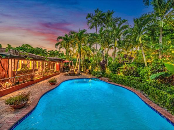 4862 NE 4th Ave, Fort Lauderdale FL 33334