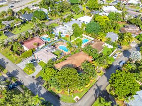 4862 NE 4th Ave, Fort Lauderdale FL 33334