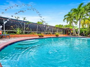 4862 NE 4th Ave, Fort Lauderdale FL 33334