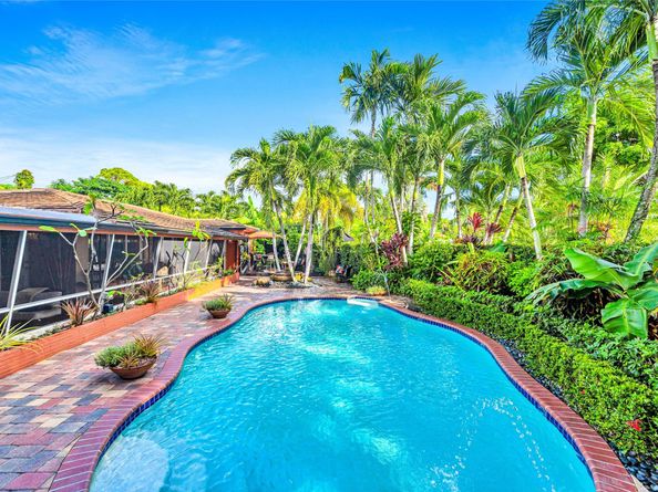 4862 NE 4th Ave, Fort Lauderdale FL 33334