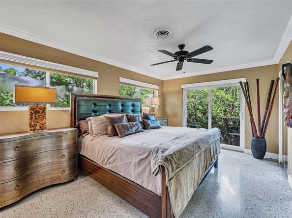 4862 NE 4th Ave, Fort Lauderdale FL 33334