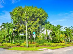 4862 NE 4th Ave, Fort Lauderdale FL 33334