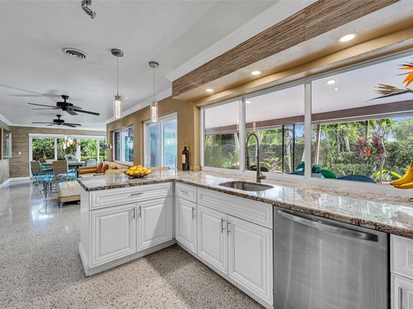 4862 NE 4th Ave, Fort Lauderdale FL 33334