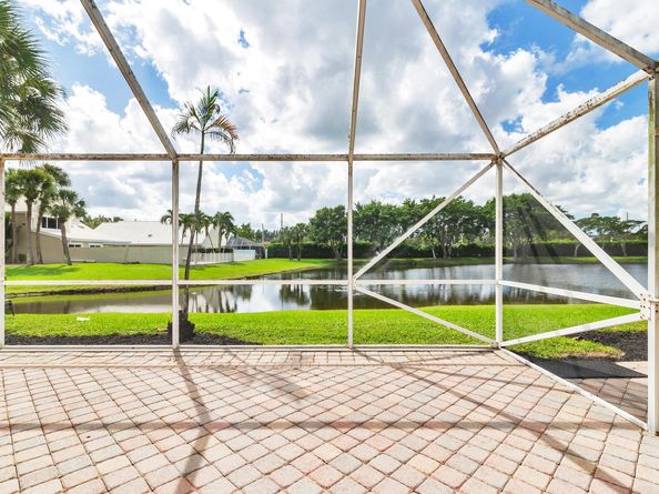 9158 Heathridge Drive, West Palm Beach FL 33411