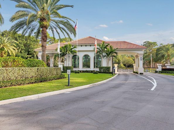 9158 Heathridge Drive, West Palm Beach FL 33411