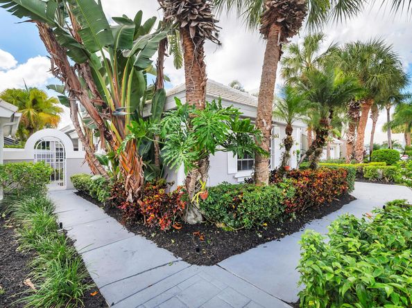 9158 Heathridge Drive, West Palm Beach FL 33411