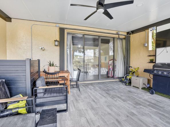 721 E Coco Plum Cir 5, Plantation FL 33324