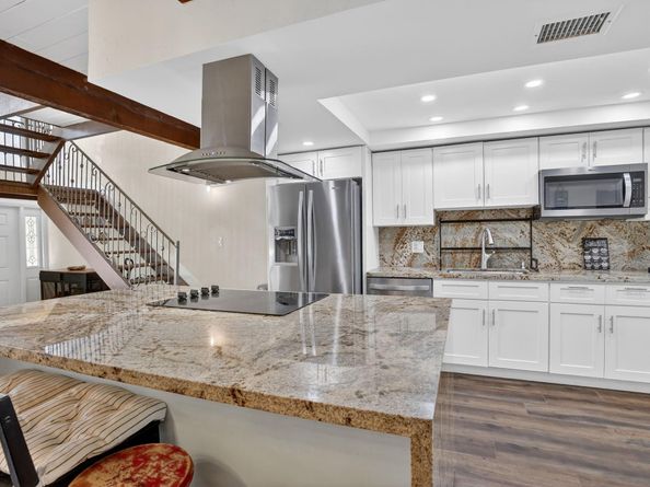 721 E Coco Plum Cir 5, Plantation FL 33324