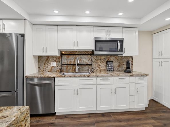 721 E Coco Plum Cir 5, Plantation FL 33324