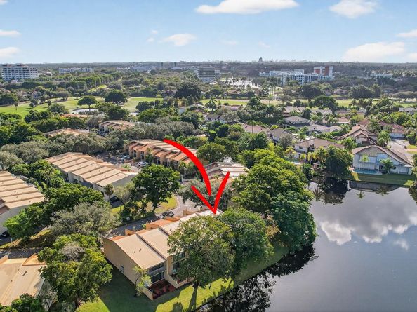 721 E Coco Plum Cir 5, Plantation FL 33324