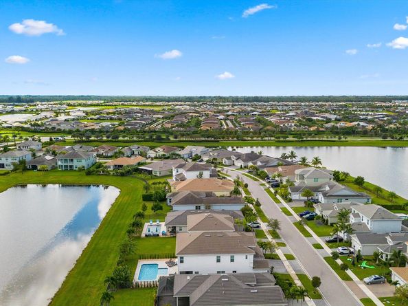 15769 Goldfinch Circle, Westlake FL 33470