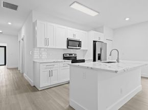 2810 NW 7th Street, Fort Lauderdale FL 33311