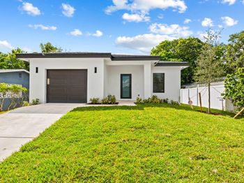 2810 NW 7th Street