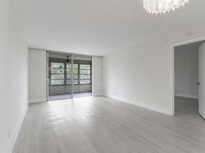 2551 Aragon Blvd 406, Sunrise FL 33322