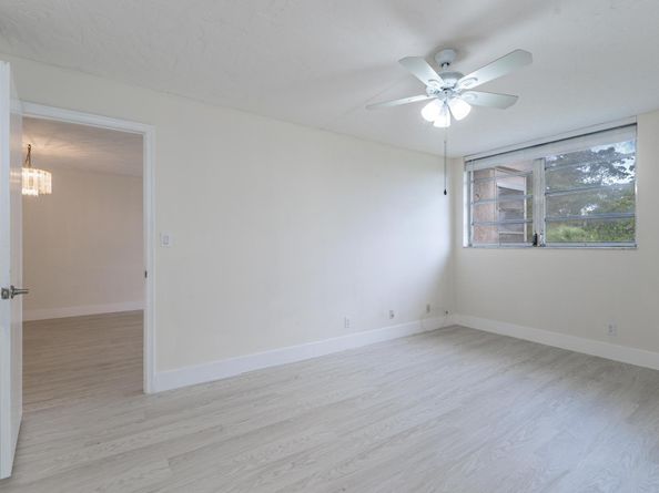 2551 Aragon Blvd 406, Sunrise FL 33322