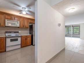 2551 Aragon Blvd 406, Sunrise FL 33322