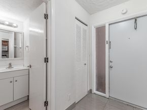 2551 Aragon Blvd 406, Sunrise FL 33322