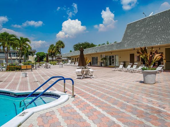 601 NW 77 205, Margate FL 33063
