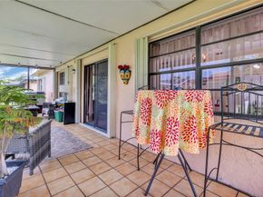 9802 NW 75th Ct, Tamarac FL 33321