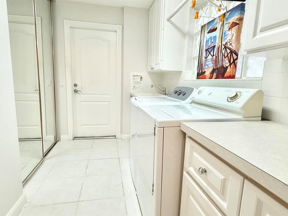 7701 Pine Island Way, West Palm Beach FL 33411