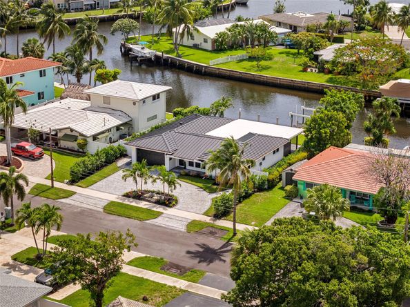 258 SE 3rd ter, Pompano Beach FL 33060