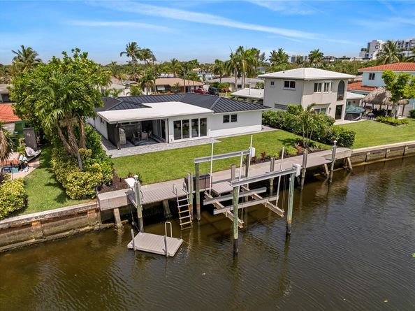 258 SE 3rd ter, Pompano Beach FL 33060