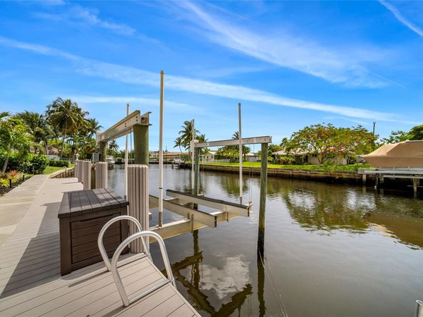 258 SE 3rd ter, Pompano Beach FL 33060