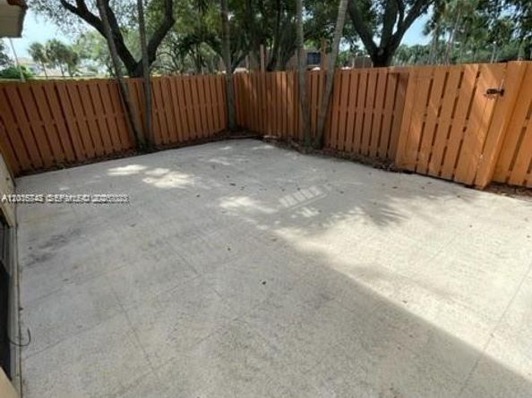 135 Heritage Way, West Palm Beach FL 33407