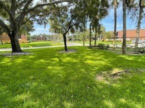 135 Heritage Way, West Palm Beach FL 33407