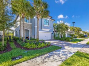 2454 Primrose Place, Oakland Park FL 33309