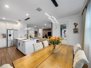 2454 Primrose Place, Oakland Park FL 33309