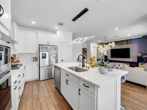 2454 Primrose Place, Oakland Park FL 33309