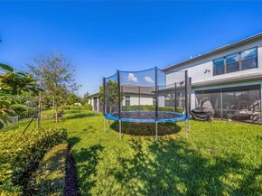 2454 Primrose Place, Oakland Park FL 33309