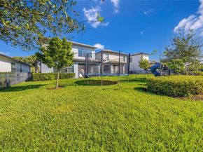 2454 Primrose Place, Oakland Park FL 33309