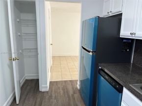 9190 Fontainebleau Boulevard 202, Miami FL 33172