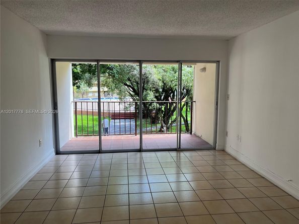 9190 Fontainebleau Boulevard 202, Miami FL 33172