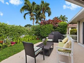 233 Rio Vista Circle 233, Atlantis FL 33462