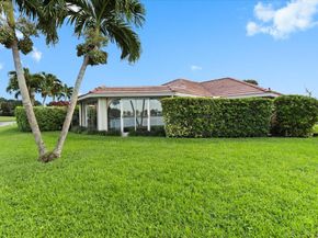 233 Rio Vista Circle 233, Atlantis FL 33462