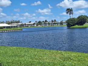 233 Rio Vista Circle 233, Atlantis FL 33462