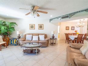 4000 NW 44th Ave 208, Lauderdale Lakes FL 33319