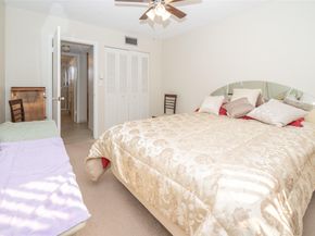 4000 NW 44th Ave 208, Lauderdale Lakes FL 33319